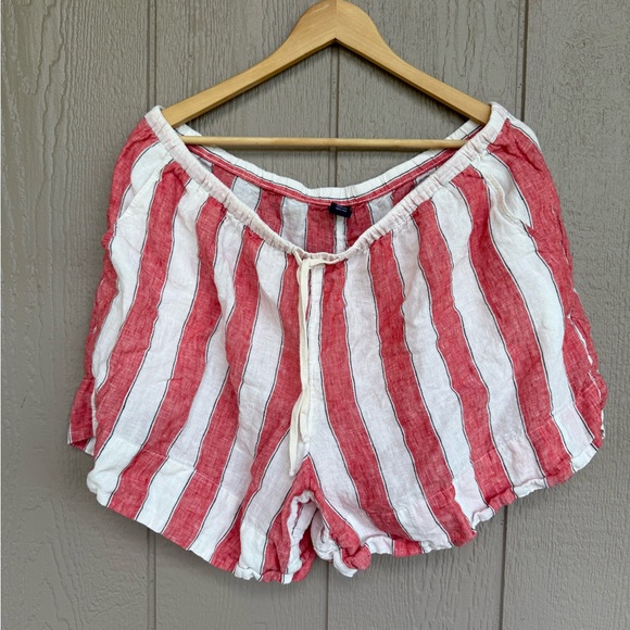 GAP Red and White Striped Women’s Linen Shorts - Picture 1 of 4